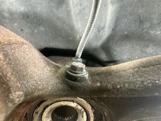 Ступица правая передняя HONDA STEPWGN RK5 R20A 5 ракурс