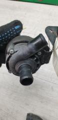 Помпа MERCEDES-BENZ C-CLASS S205 M274DE16AL A2118350028 2 ракурс