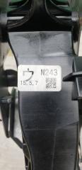 Педаль сцепления MAZDA ROADSTER ND5RC P5-VP 3 ракурс