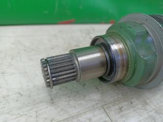 Привод правый передний TOYOTA ROOMY M900A 1KR-FE 2 ракурс Привод правый передний TOYOTA ROOMY M900A 1KR-FE 2 ракурс