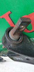 Рычаг правый передний HONDA STEPWGN RK1 R20A 3 ракурс