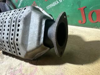 Катализатор TOYOTA HILUX SURF VZN185 5VZ-FE 5 ракурс Катализатор TOYOTA HILUX SURF VZN185 5VZ-FE 5 ракурс