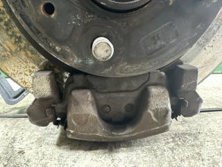 Ступица левая передняя TOYOTA PASSO KGC30 1KR-FE 2 ракурс