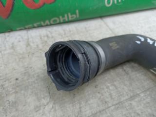 Патрубок радиатора BMW X3 F25 N47D20C 5 ракурс