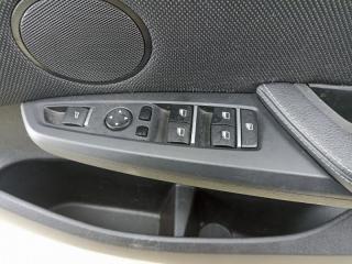 Обшивка дверей правая передняя BMW X3 F25 N47D20C 3 ракурс