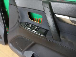 Обшивка дверей передняя MITSUBISHI PAJERO V93W 6G72 5 ракурс