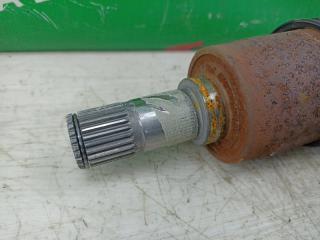 Привод правый передний HONDA FIT GD1 L13A 2 ракурс Привод правый передний HONDA FIT GD1 L13A 2 ракурс