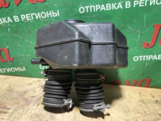 Патрубок воздушного фильтра TOYOTA PRONARD MCX20 1MZ-FE 2 ракурс