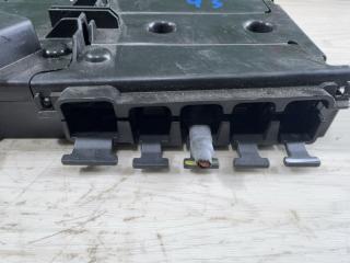 Блок предохранителей MERCEDES-BENZ C-CLASS S205 M274DE16AL A2055402850 3 ракурс