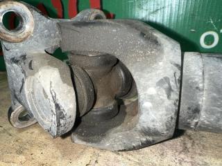 Кардан передний SUZUKI JIMNY JB64W R06A 2 ракурс Кардан передний SUZUKI JIMNY JB64W R06A 2 ракурс