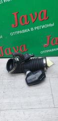 Патрубок воздушного фильтра левый INFINITI FX35 S51 VQ35HR 1 ракурс Патрубок воздушного фильтра левый INFINITI FX35 S51 VQ35HR 1 ракурс