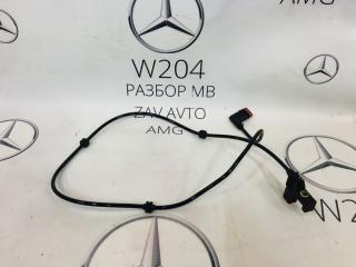 Запчасть датчик износа колодок Mercedes W212 2010