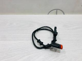 Фото запчасти датчик abs задний правый Mercedes W212 2013 контрактная запчасть Запчасть датчик abs задний правый Mercedes W212 2013