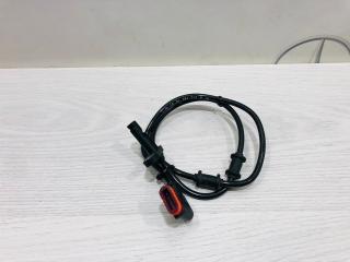 Фото запчасти датчик abs задний левый Mercedes W212 2016 контрактная запчасть Запчасть датчик abs задний левый Mercedes W212 2016