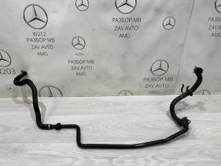 Запчасть патрубок системы охлаждения Mercedes-Benz