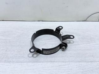 Фото запчасти крепление Mercedes контрактная запчасть Запчасть крепление Mercedes