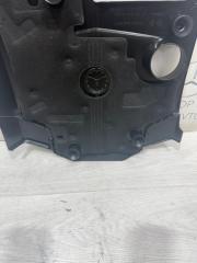 Декоративная крышка двигателя M274
