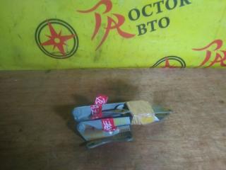 Фото запчасти петля капота NISSAN CUBE контрактная запчасть Запчасть петля капота NISSAN CUBE