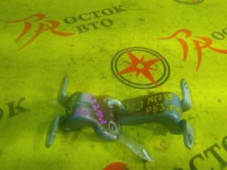 Фото запчасти петля дверная передняя правая NISSAN MOCO контрактная запчасть Запчасть петля дверная передняя правая NISSAN MOCO