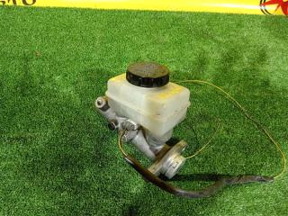 Фото запчасти главный тормозной цилиндр NISSAN GLORIA 2003 контрактная запчасть Запчасть главный тормозной цилиндр NISSAN GLORIA 2003