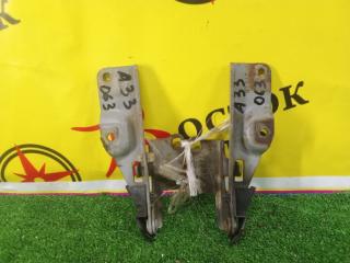 Запчасть петля капота NISSAN CEFIRO 1999