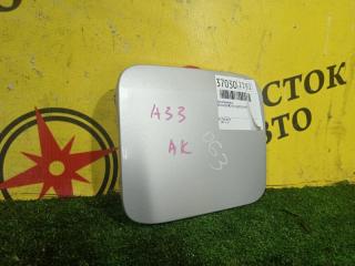 Запчасть лючок бензобака NISSAN CEFIRO 1999