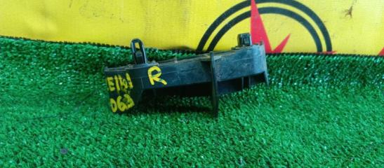 Клипса бампера задняя правая TOYOTA COROLLA FIELDER контрактная Клипса бампера задняя правая TOYOTA COROLLA FIELDER