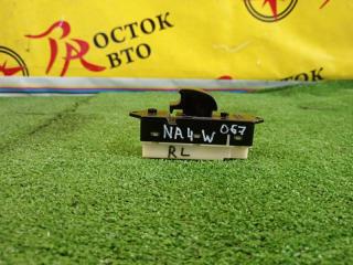 Фото запчасти кнопка стеклоподъемника задняя левая MITSUBISHI GRANDIS 2003 контрактная запчасть Запчасть кнопка стеклоподъемника задняя левая MITSUBISHI GRANDIS 2003