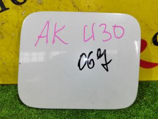 Запчасть лючок бензобака NISSAN PRESAGE 1999