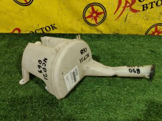 Бачок стеклоомывателя TOYOTA FUNCARGO 1999