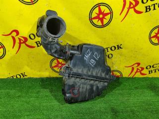 Корпус воздушного фильтра TOYOTA SIENTA