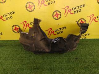 Подкрылок передний правый MAZDA DEMIO 1996