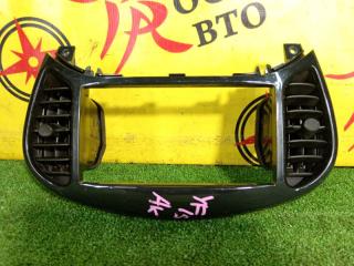 Рамка магнитофона NISSAN JUKE 2010