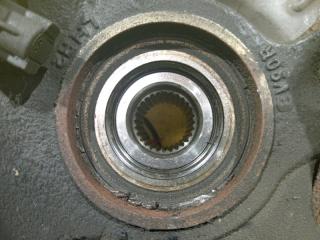 Ступица передняя правая ESCAPE 2008 LFAL3F L3-VE