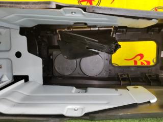 Подлокотник ESCAPE 2008 LFAL3F L3-VE