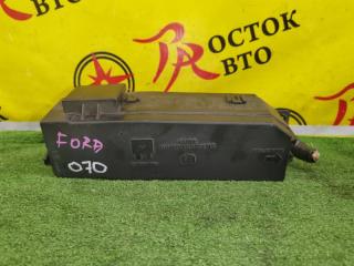 Фото запчасти блок предохранителей FORD ESCAPE 2008 контрактная запчасть Запчасть блок предохранителей FORD ESCAPE 2008