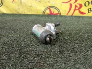 Запчасть рабочий тормозной цилиндр задний правый NISSAN PRESAGE 2000