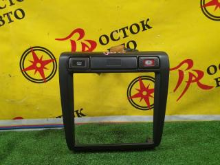 Рамка магнитофона NISSAN BLUEBIRD 1998