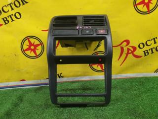 Рамка магнитофона NISSAN PULSAR 1997