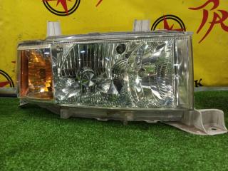 Запчасть фара передняя правая TOYOTA BB 2004