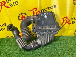 Корпус воздушного фильтра TOYOTA FUNCARGO 2001