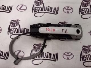 Фото запчасти ручка двери передняя левая VOLKSWAGEN POLO 2012 Б/У запчасть Запчасть ручка двери передняя левая VOLKSWAGEN POLO 2012