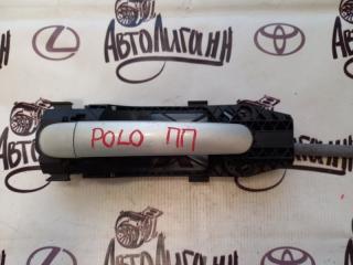 Фото запчасти ручка двери передняя правая VOLKSWAGEN POLO 2012 Б/У запчасть Запчасть ручка двери передняя правая VOLKSWAGEN POLO 2012