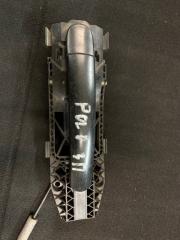 Фото запчасти ручка двери задняя правая VOLKSWAGEN POLO Б/У запчасть Запчасть ручка двери задняя правая VOLKSWAGEN POLO