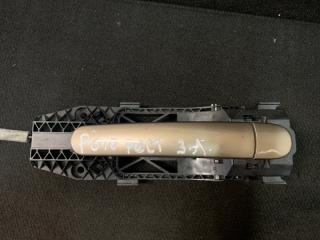 Фото запчасти ручка двери задняя левая VOLKSWAGEN POLO 2014 Б/У запчасть Запчасть ручка двери задняя левая VOLKSWAGEN POLO 2014