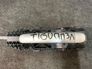 Фото запчасти ручка двери задняя левая VOLKSWAGEN TIGUAN 2015 Б/У запчасть Запчасть ручка двери задняя левая VOLKSWAGEN TIGUAN 2015