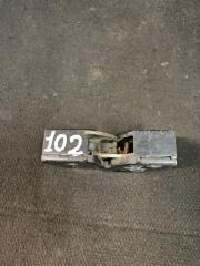 Запчасть замок капота VOLKSWAGEN POLO