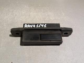 КНОПКА ОТКРЫВАНИЯ БАГАЖНИКА TOYOTA RAV4 2014