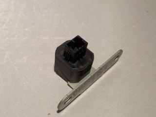 ДАТЧИК УСКОРЕНИЯ RENAULT DUSTER 2018 Б/У ДАТЧИК УСКОРЕНИЯ RENAULT DUSTER 2018