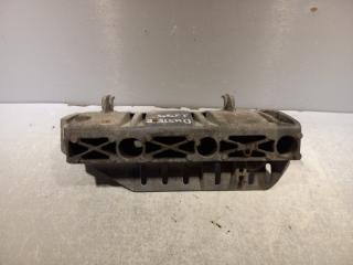 КРОНШТЕЙН ТОПЛИВНОЙ РАМПЫ RENAULT DUSTER 2013